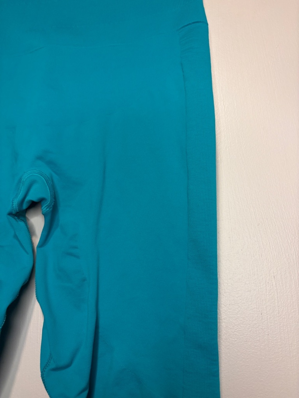 Lululemon Zone In Crop Leggings Peacock Teal Compression Seamless Approx SZ 4 - Picture 7 of 10